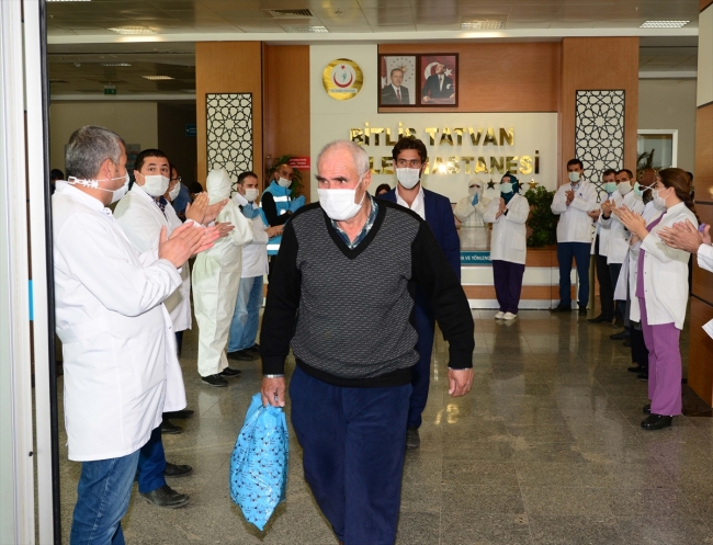 Bitlis'te koronavirüsü yenen 9 hasta taburcu oldu